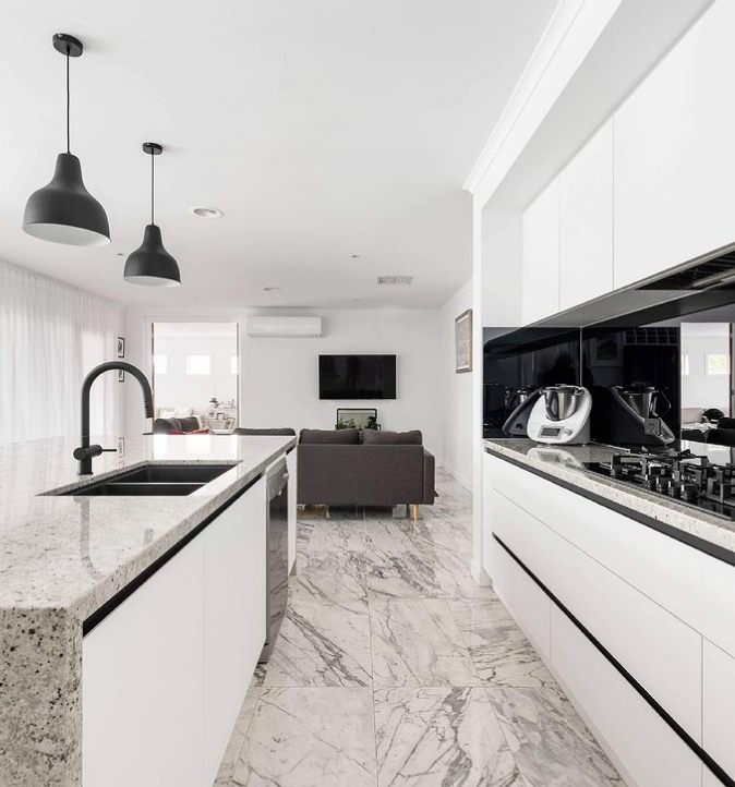 Colonial White Kitchen Island and Bench